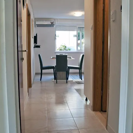 Apartment With A Parking Space - 11726