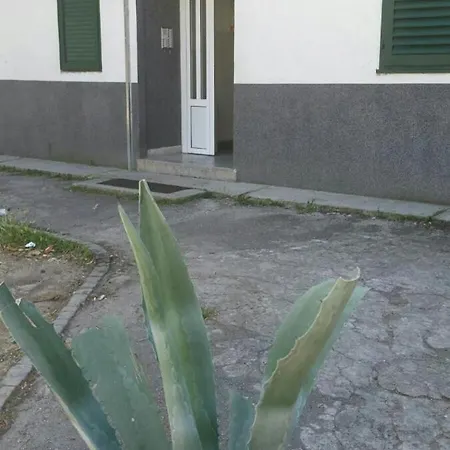 With A Parking Space - 11726 * Split